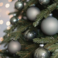 Kerstballen in koffer glas cottage green 44 stuks