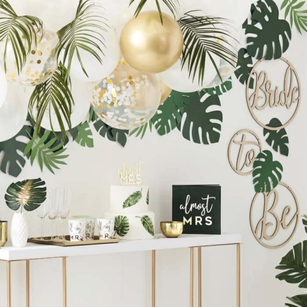 Ginger Ray gastenboek Almost Mrs  velvet groen 21 cm