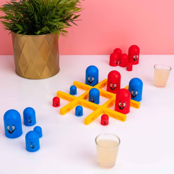 Out of the blue tic tac toe drankspel met glazen 24-delig