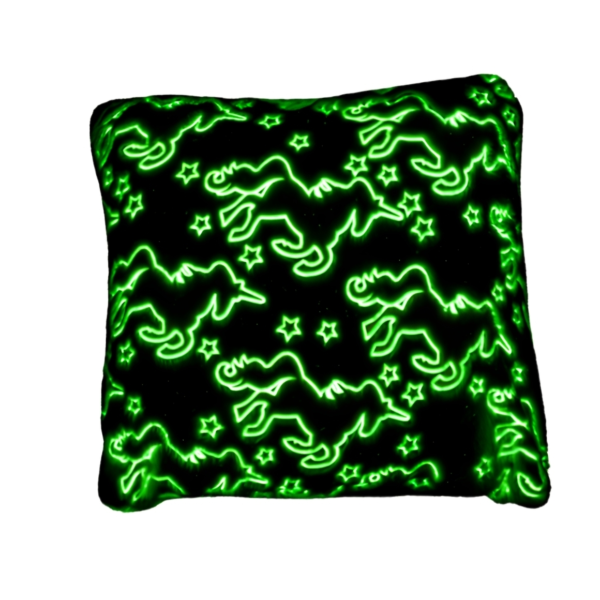 Out of the Blue kussen Unicorn glow in the dark 40 x 40 cm