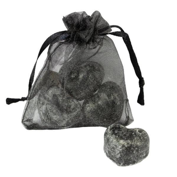 Amberblokje Hart zwarte musk 2,5 cm organza zakje met 3 stuks