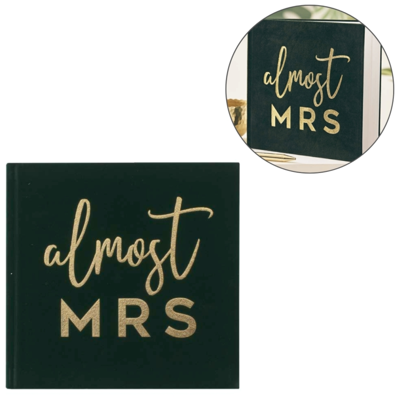 Ginger Ray gastenboek Almost Mrs  velvet groen 21 cm