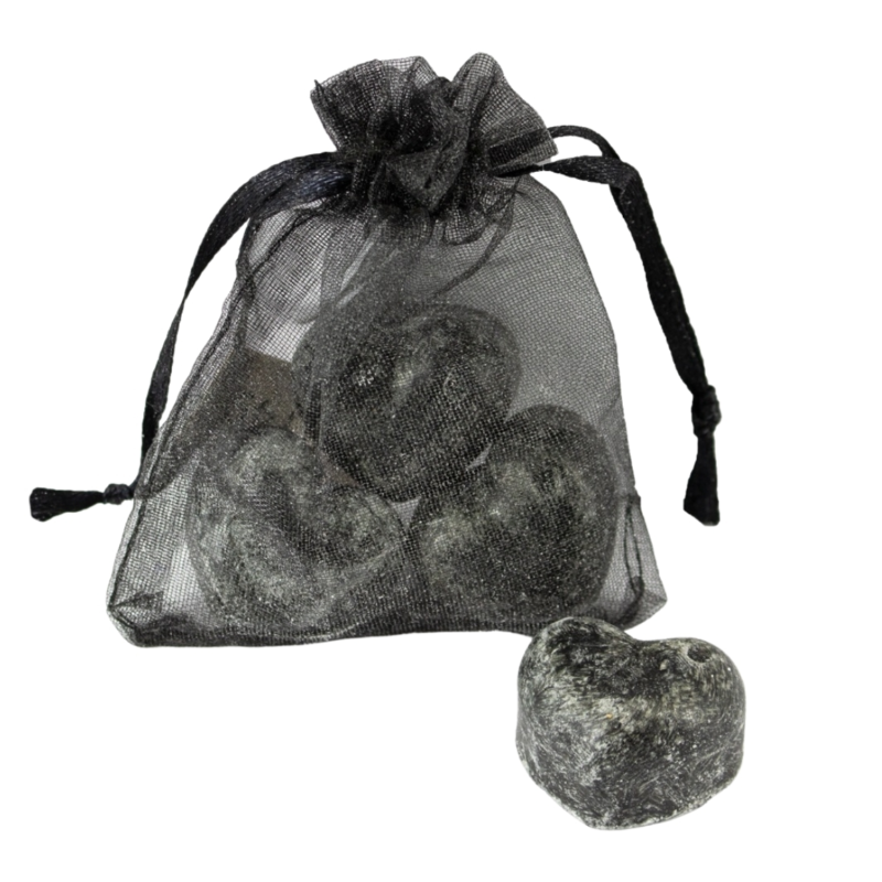 Amberblokje Hart zwarte musk 2,5 cm organza zakje met 3 stuks