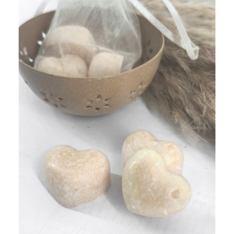 Amberblokje Hart zwarte musk 2,5 cm organza zakje met 3 stuks